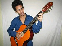 Tocando guitarra