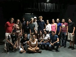 En la sede de Teatro La Proa en el taller del grupo Suizo 